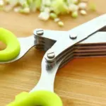 5-Blade Kitchen Salad Scissors – Quick, Clean & Effortless Chopping! ✂️ - Image 8